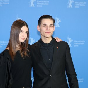 Berlino 2019: Viviana Aprea e Francesco Di Napoli al photocall de La paranza dei bambini