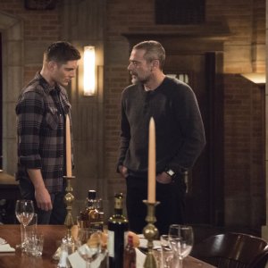 Supernatural: Jensen Ackles e Jeffrey Dean Morgan nell'episodio Lebanon