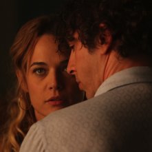 Un'avventura: Michele Riondino insieme a Laura Chiatti in una scena