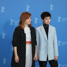 Berlino 2019: Greta Fernández e Natalia de Molina al photocall di Elisa & Marcela