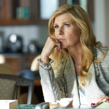 Dirty John: Connie Britton in una scena della serie