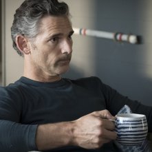 Dirty John: Eric Bana durante una scena