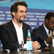 Berlino 2019: Wagner Moura alla conferenza di Marighella
