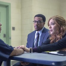 Proven Innocent: Rachelle Lefevre e Russell Hornsby in una scena
