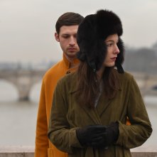 Synonyms: Tom Mercier e Louise Chevillotte in una scena del film