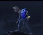 Frozen 2: nel trailer parodia Elsa e Dory tra le onde!