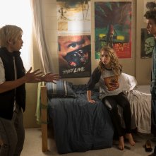 Ancora auguri per la tua morte: Jessica Rothe, Israel Broussard, Phi Vu in una scena