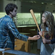 Ancora auguri per la tua morte: Israel Broussard con Jessica Rothe  in una scena