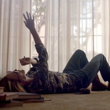 Gloria Bell: un momento del film con Julianne Moore