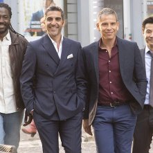 Non sposate le mie figlie! 2: Noom Diawara, Frédéric Chau, Ary Abittan, Medi Sadoun in una scena del film