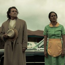 American Gods: Ian McShane in una scena dell'episodio The Beguiling Man