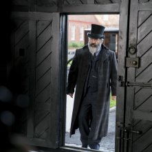 Il professore e il pazzo: Mel Gibson durante un momento del film