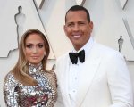 Jennifer Lopez si sposa (di nuovo): il fortunato è il fidanzato Alex Rodriguez