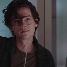 A un metro da te: Cole Sprouse in una scena