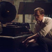 La conseguenza: Alexander Skarsgård  in una scena