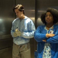 A un metro da te:  Cole Sprouse e Kimberly Hebert Gregory in una scena