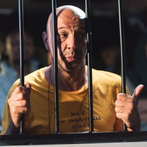 Scappo a casa: Aldo in una scena della commedia