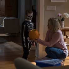 The Prodigy - Il Figlio del Male: Jackson Robert Scott e Taylor Schilling in una scena del film