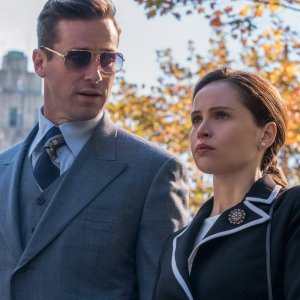Una giusta causa: Felicity Jones e Armie Hammer in una scena