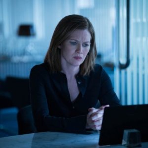 Hanna: Mireille Enos in una foto della serie