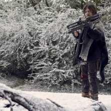 The Walking Dead: Norman Reedus in una scena dell'episodio La Tempesta