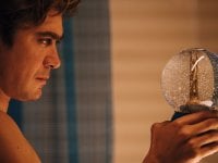 Lo spietato, la recensione: Riccardo Scamarcio su Netflix in un noir vecchio stile