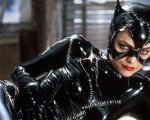 Catwoman: Michelle Pfeiffer mostra che ci sa ancora fare con la frusta
