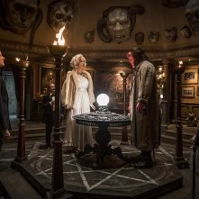 Hellboy: Sophie Okonedo, Alistair Petrie, David Harbour in una scena del film