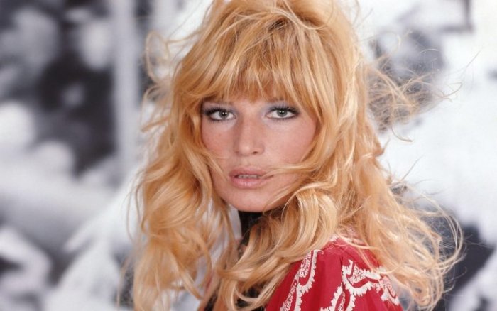Monica Vitti: in arrivo il film ispirato alla diva italiana!