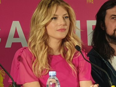 Katheryn Winnick Canneseries 2019 2