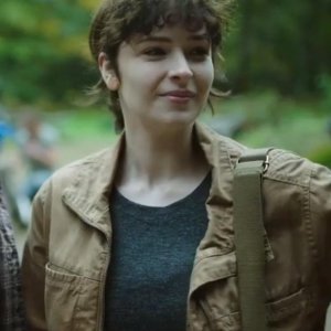 NOS4A2: Ashleigh Cummings in una scena della serie