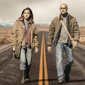 The Silence: Stanley Tucci e Kiernan Shipka durante una scena