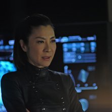 Star Trek: Discovery,  Michelle Yeoh in una scena dell'episodio Such Sweet Sorrow