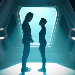 Star Trek: Discovery,  Shazad Latif e Sonequa Martin-Green nell'episodio Such Sweet Sorrow