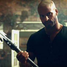 American Gods: Ricky Whittle in una scena dell'episodio Treasure of the Sun