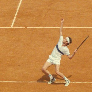 John McEnroe - L'Impero della Perfezione: McEnroe durante un incontro di tennis