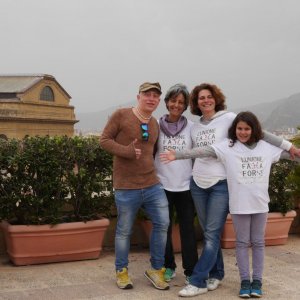 L'unione falla forse: il regista in una scena