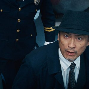 Detective Pikachu: Ken Watanabe in una scena