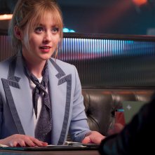Detective Pikachu: Kathryn Newton in una scena