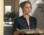 Christina Applegate svela: 'I bastoni da passeggio fanno parte della mia nuova normalità'.