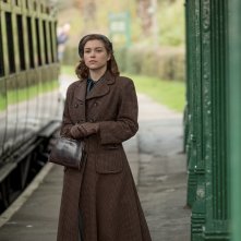 Red Joan: Sophie Cookson in una scea