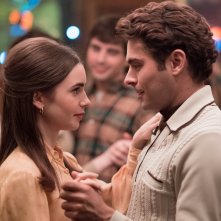 Ted Bundy - Fascino Criminale: Zac Efron e Lili Collins in una scena del film