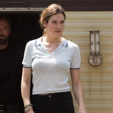 Undercover: sullo sfondoTom Waes, Anna Drijver in primo piano