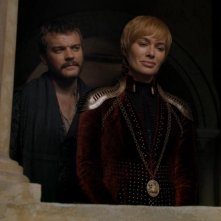 Il trono di spade:Lena Headey, Pilou Asbæk in  una scena del quarto episodio, stagione 8