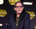 Peter Mayhew: morto a 74 anni l'interprete di Chewbacca in Star Wars