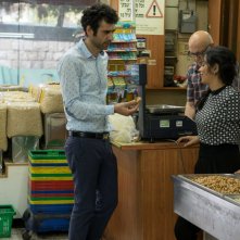 Tutti pazzi a Tel Aviv: Kais Nashif in una scena della commedia