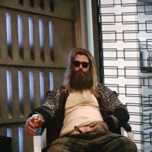 Avengers: Endgame, Chris Hemsworth è un Thor molto transandato