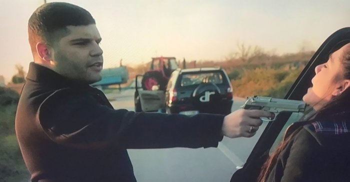 Gomorra e i suoi 'eroi di merda': Luigi De Magistris contro la serie e Matteo Salvini