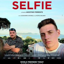 Locandina di Selfie