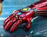 Avengers: Endgame, le foto e i dettagli della riproduzione del guanto di Iron Man